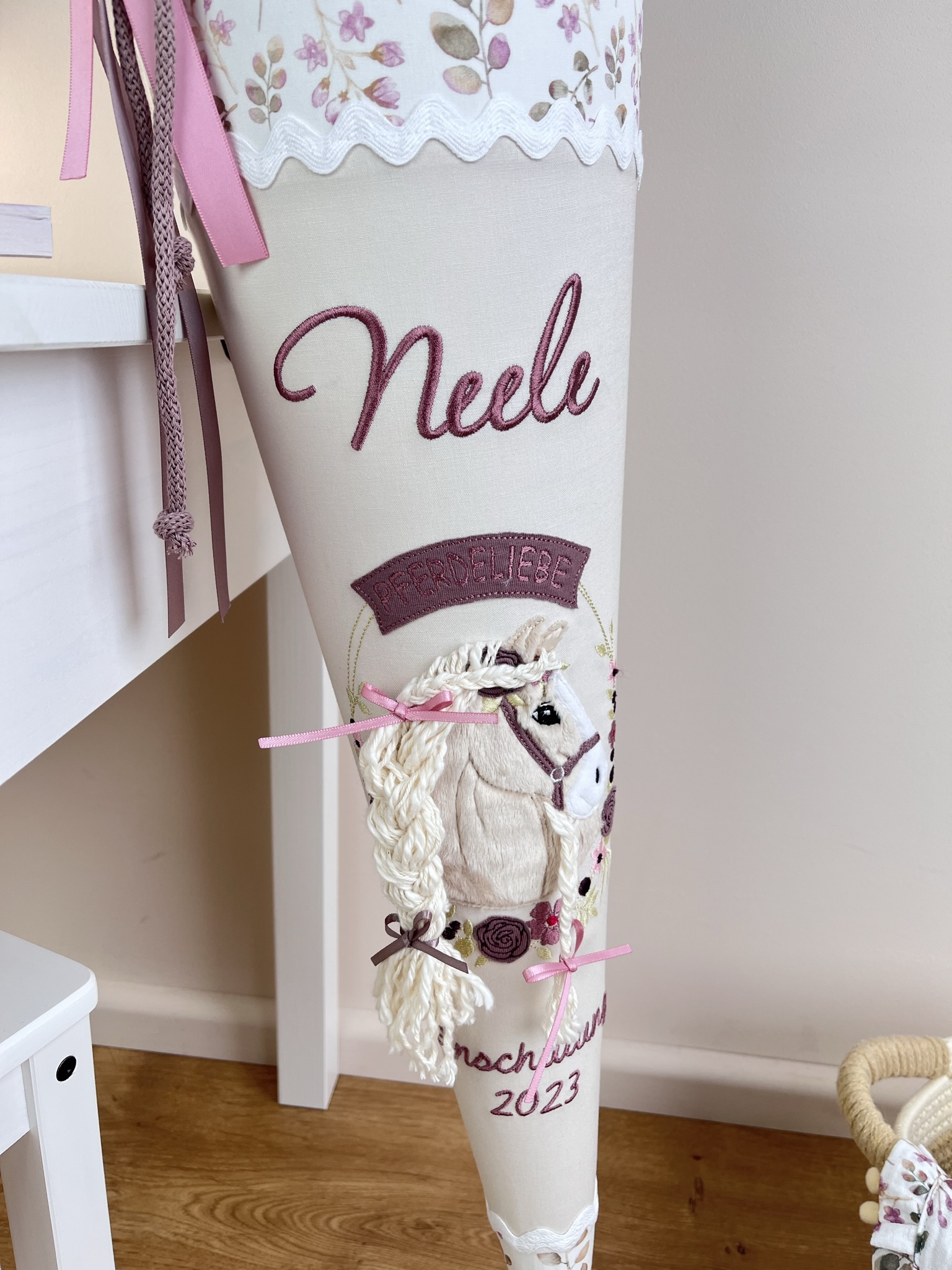 Schultüte Pferdeliebe Blümchen creme