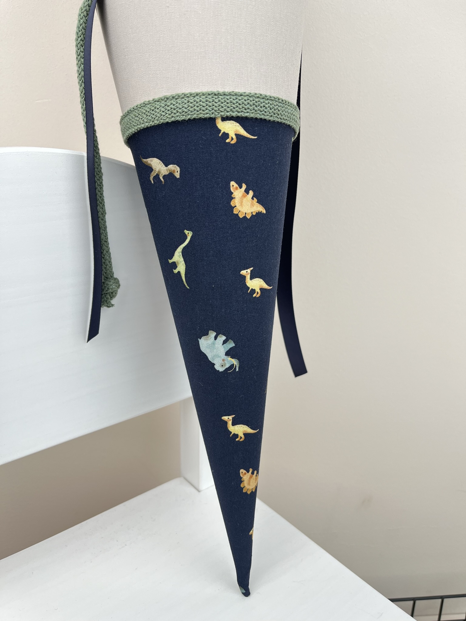 Geschwistertüte Kindergartentüte Dino beige