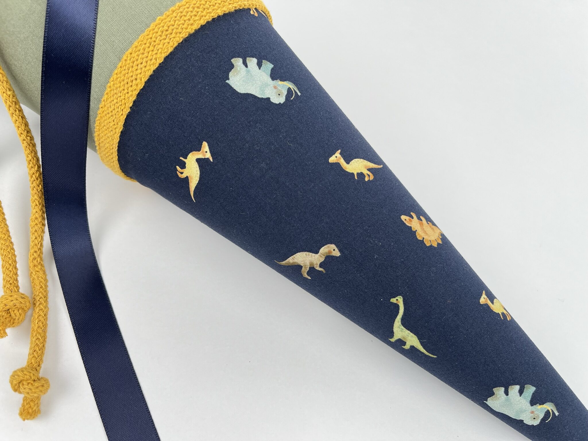 Geschwistertüte Kindergartentüte Dino grün