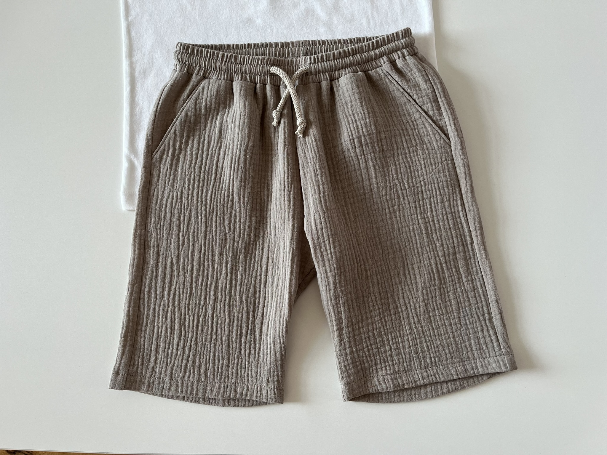 Leichte Musselin-Short