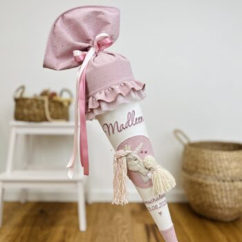 Schultüte Einhorn & Mädchen – rosa Musselin mit Goldpunkten